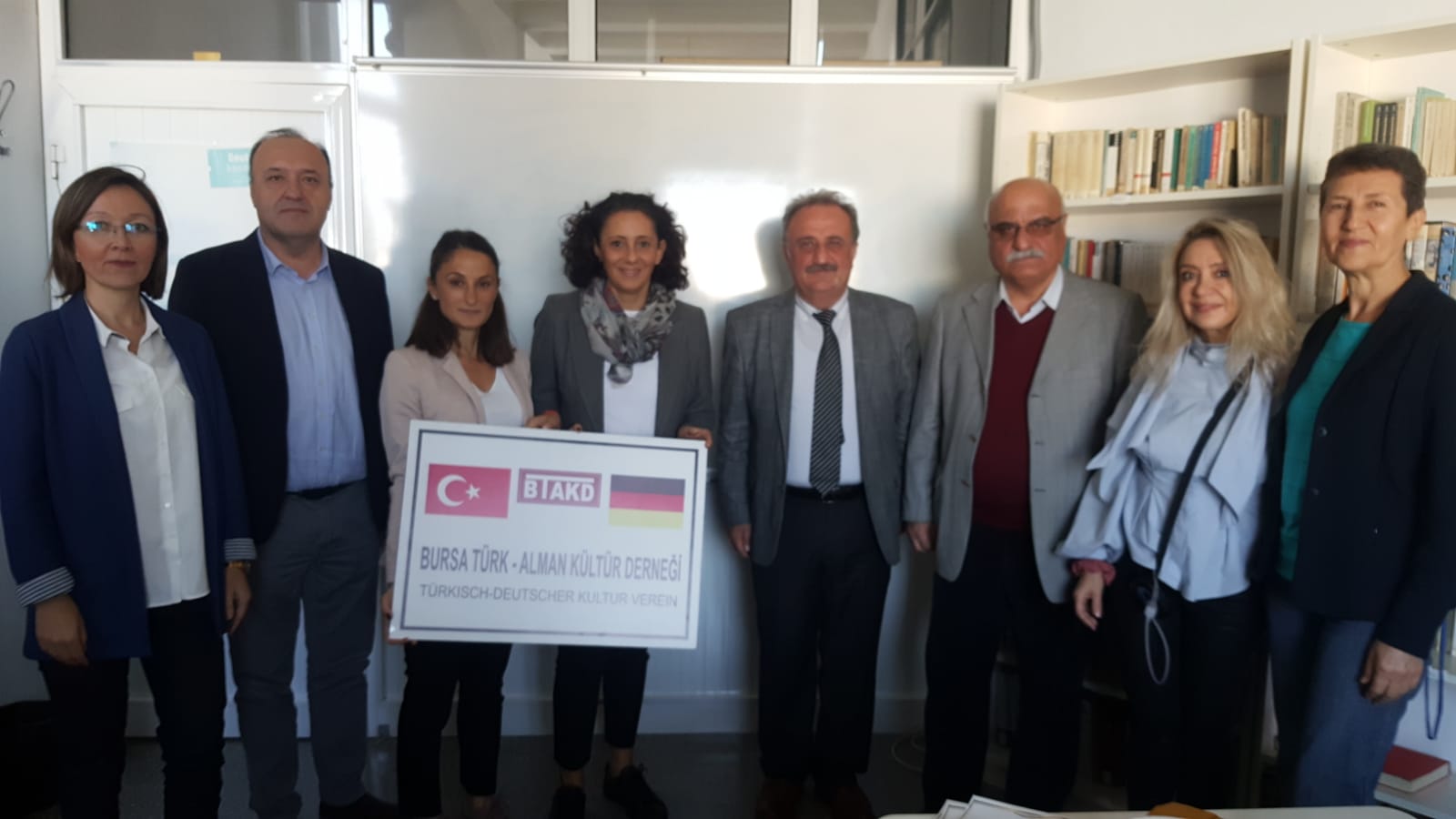 Uludağ Üniversitesi Eğitim Fakültesi Dekanı Prof. Dr. Salih Çepni katılımıyla Alman Dili Edebiyatı Anabilim Dalı Kütüphane Etkinliği